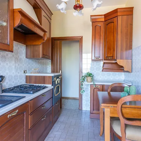 Esclusiva Residenza Con 2 In Centro, Balcone Panoramico, Mare A 750m, Parcheggio A 300m 公寓