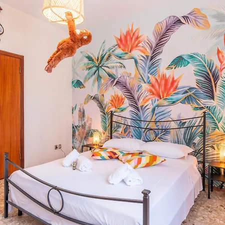 Esclusiva Residenza Con 2 In Centro, Balcone Panoramico, Mare A 750m, Parcheggio A 300m