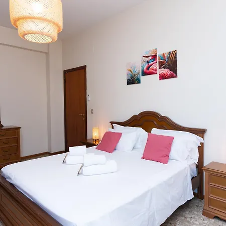 Esclusiva Residenza Con 2 In Centro Citta, Mare A 750m, Parcheggio A 300m Lägenhet