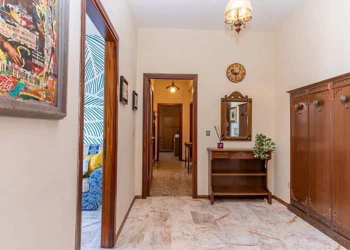 Appartement Esclusiva Residenza Con 2 In Centro Citta, Mare A 750m, Parcheggio A 300m Pescara