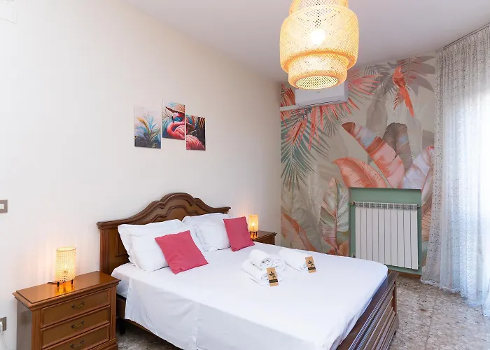 Esclusiva Residenza Con 2 In Centro Citta, Mare A 750m, Parcheggio A 300m * Pescara