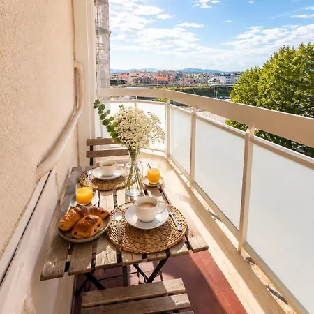 Appartamento Promo Vacanze 2 Esclusive In Centro, Mare 750m, Parcheggio 300m *