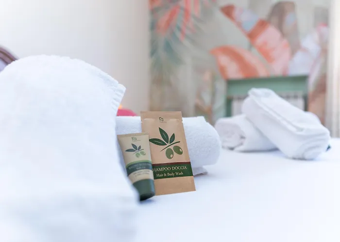 Esclusiva Residenza Con 2 In Centro Citta, Mare A 750m, Parcheggio A 300m * Pescara