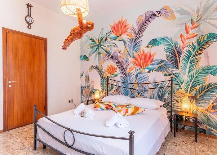 Esclusiva Residenza Con 2 In Centro Citta, Mare A 750m, Parcheggio A 300m